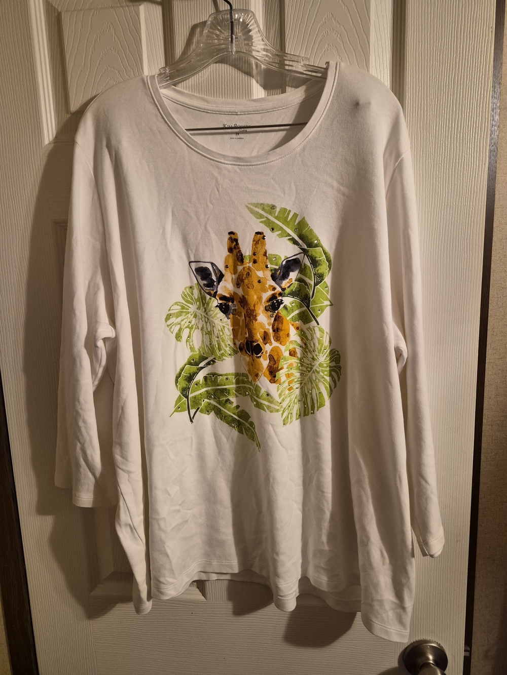 Kim Rogers White Long-Sleeve Tee with Giraffe and Green Leaf Graphic